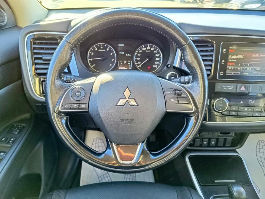 Mitsubishi Outlander III Рестайлинг 3 Тюмень  - изображение 18