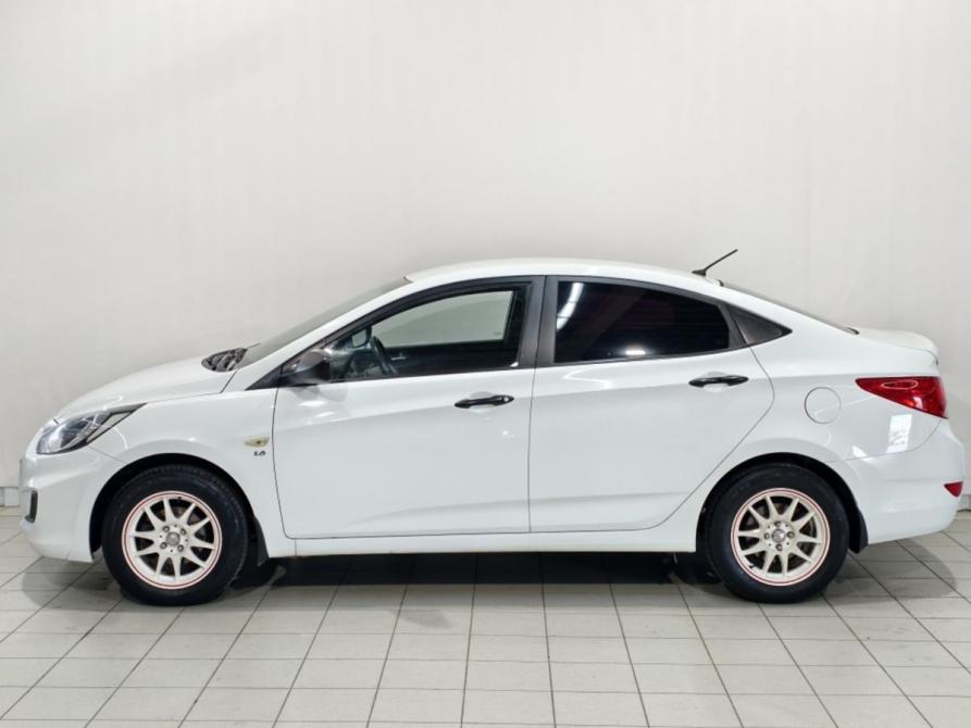 Hyundai Solaris I Курск  - изображение 2