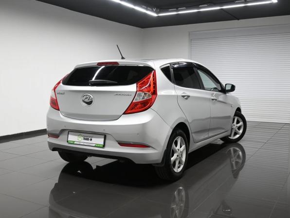 Hyundai Solaris I Рестайлинг с пробегом 2014 года, цена 945 000 рублей, 177406 км, хэтчбек, Автокод Объявления