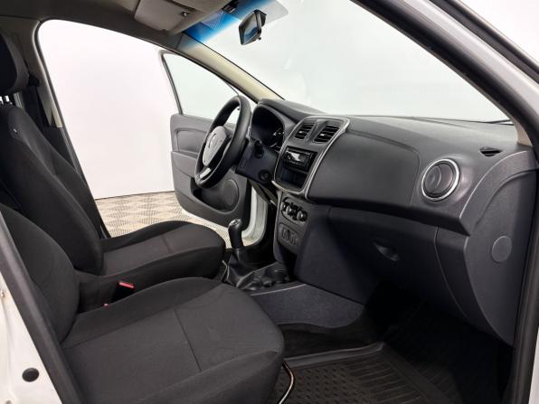 Renault Logan II с пробегом 2016 года, цена 595 000 рублей, 224004 км, седан, Автокод Объявления