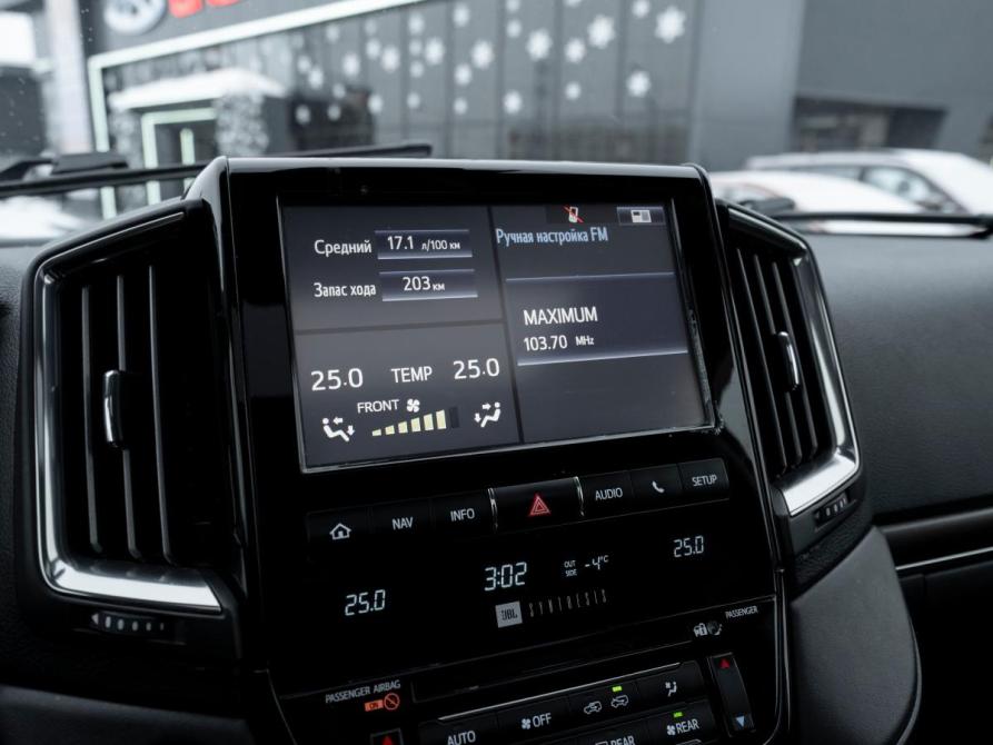 Toyota Land Cruiser 200 Series Рестайлинг 2 Москва  - изображение 19