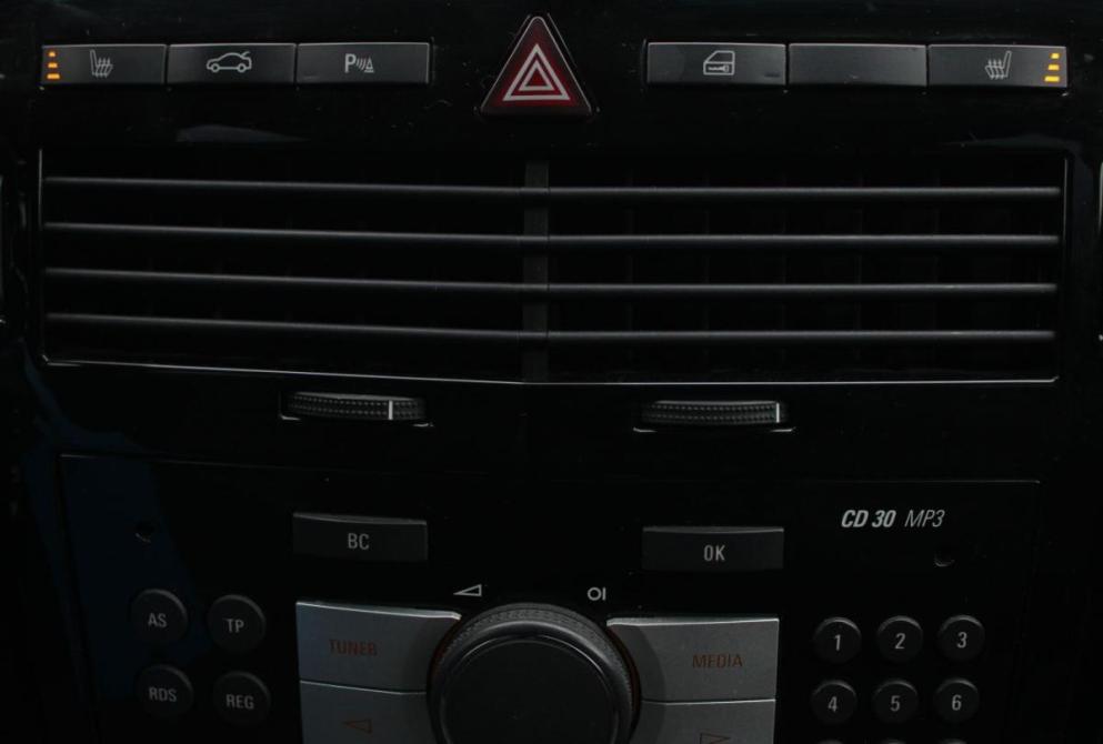 Opel Astra H Рестайлинг Саратов  - изображение 23