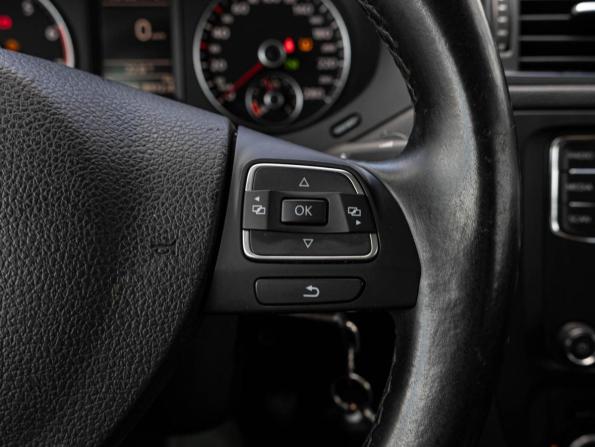 Volkswagen Jetta VI с пробегом 2012 года, цена 980 000 рублей, 151154 км, седан, Автокод Объявления