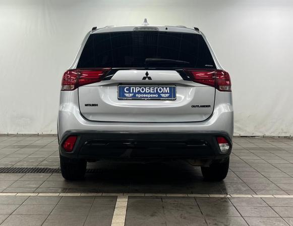Mitsubishi Outlander III Рестайлинг 3 с пробегом 2019 года, цена 2 050 000 рублей, 155000 км, внедорожник, Автокод Объявления