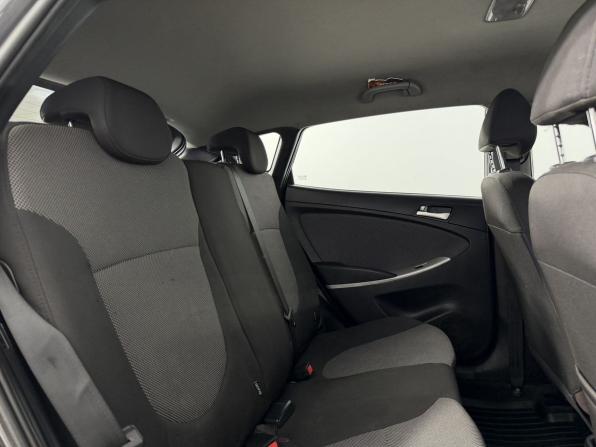Hyundai Solaris I с пробегом 2012 года, цена 680 000 рублей, 220500 км, хэтчбек, Автокод Объявления