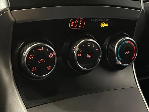 Toyota Verso I Рестайлинг с пробегом 2014 года, цена 1 238 000 рублей, 128079 км, компактвэн, Автокод Объявления