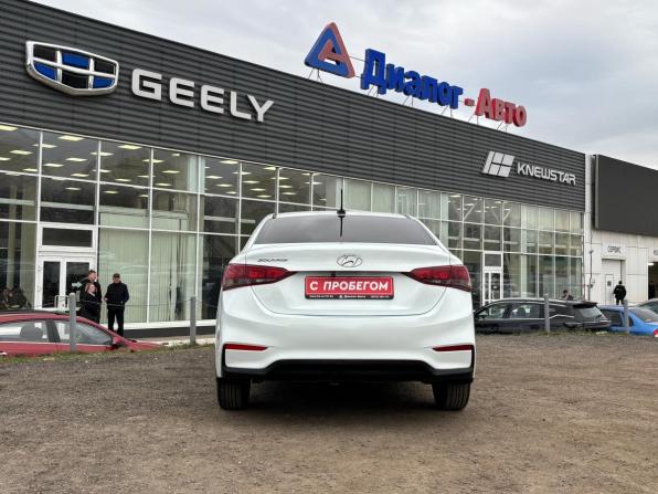 Hyundai Solaris II с пробегом 2017 года, цена 950 000 рублей, 144676 км, седан, Автокод Объявления