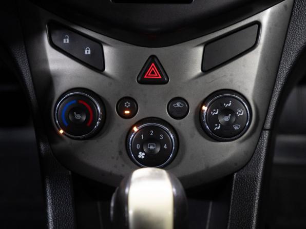 Chevrolet Aveo II с пробегом 2013 года, цена 699 000 рублей, 160966 км, седан, Автокод Объявления