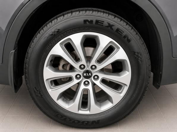 Kia Sorento II Рестайлинг с пробегом 2015 года, цена 2 150 000 рублей, 112680 км, внедорожник, Автокод Объявления