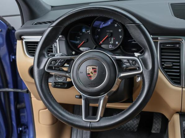 Porsche Macan I Рестайлинг с пробегом 2018 года, цена 3 590 000 рублей, 58889 км, внедорожник, Автокод Объявления