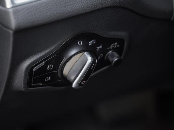 Audi Q5 I (8R) Рестайлинг с пробегом 2013 года, цена 2 099 000 рублей, 157272 км, внедорожник, Автокод Объявления
