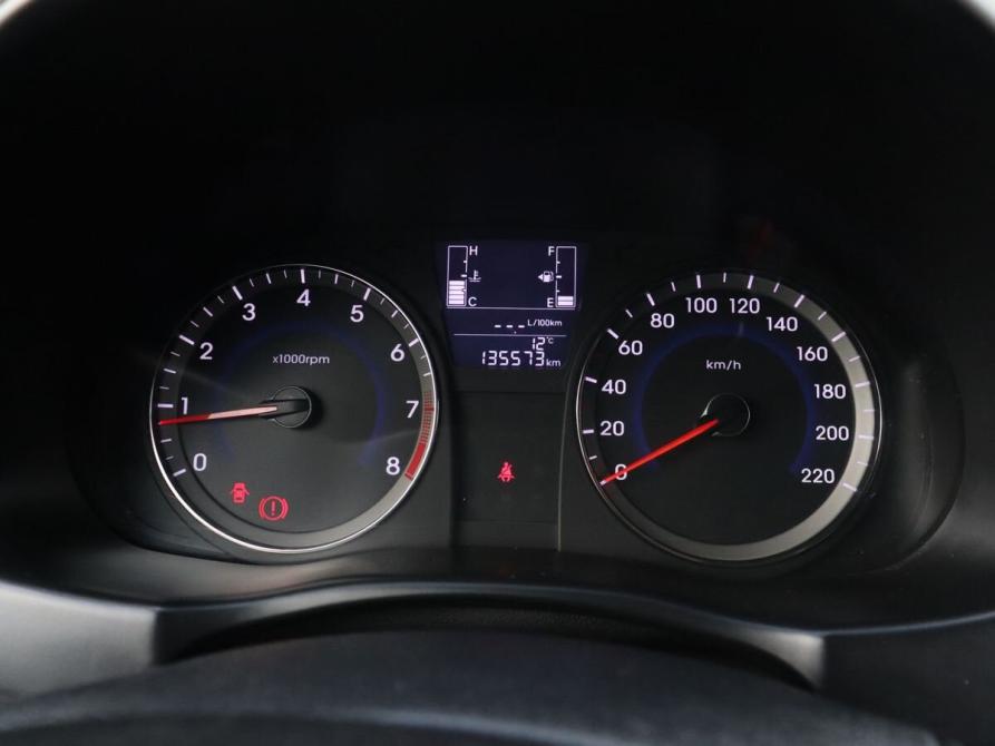 Hyundai Solaris I Рестайлинг Екатеринбург  - изображение 11