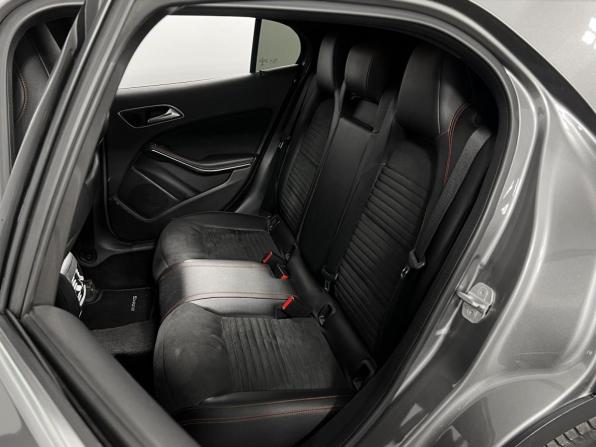 Mercedes-Benz GLA I (X156) с пробегом 2016 года, цена 2 080 900 рублей, 108520 км, внедорожник, Автокод Объявления
