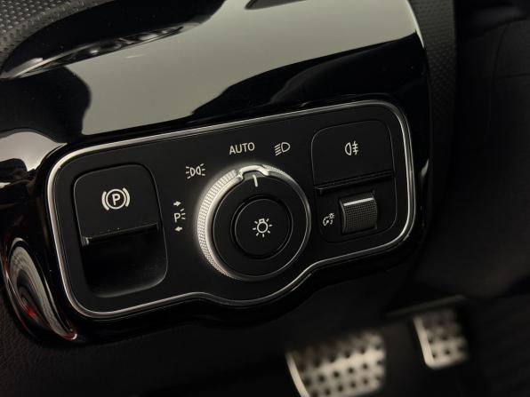 Mercedes-Benz CLA II (C118 X118) с пробегом 2019 года, цена 2 850 000 рублей, 77909 км, седан, Автокод Объявления