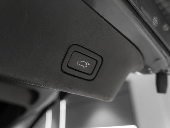 Land Rover Range Rover Sport I Рестайлинг с пробегом 2012 года, цена 1 675 000 рублей, 241985 км, внедорожник, Автокод Объявления