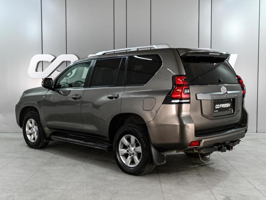 Toyota Land Cruiser Prado 150 Series Рестайлинг 1 Ростов-на-Дону  - изображение 2