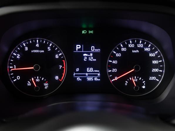 Kia Rio IV Рестайлинг с пробегом 2020 года, цена 1 499 900 рублей, 98000 км, седан, Автокод Объявления