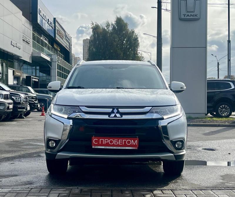 Mitsubishi Outlander III Рестайлинг 3 Санкт-Петербург  - изображение 2