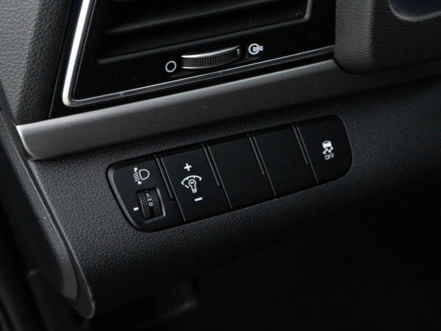 Hyundai Elantra VI (AD) Москва  - изображение 15
