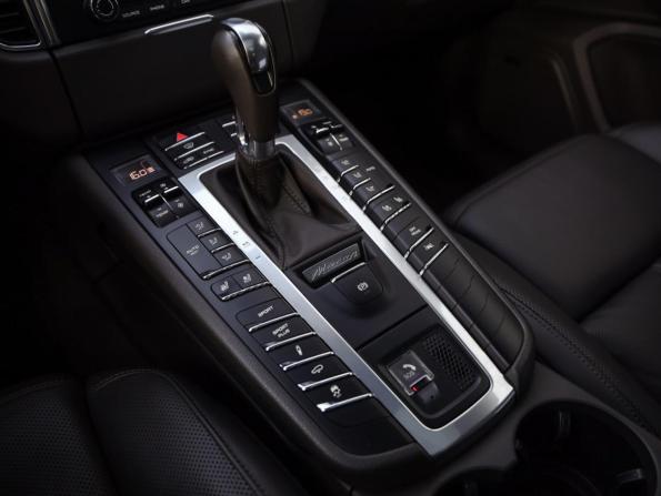 Porsche Macan I с пробегом 2016 года, цена 3 349 000 рублей, 148841 км, внедорожник, Автокод Объявления