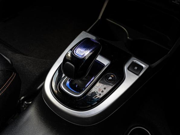 Honda Fit III с пробегом 2015 года, цена 850 000 рублей, 274048 км, хэтчбек, Автокод Объявления