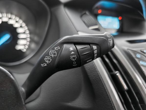 Ford Focus III с пробегом 2013 года, цена 599 000 рублей, 228254 км, универсал, Автокод Объявления