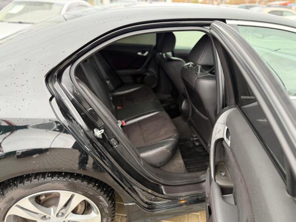 Honda Accord VIII Рестайлинг с пробегом 2012 года, цена 1 450 000 рублей, 186542 км, седан, Автокод Объявления