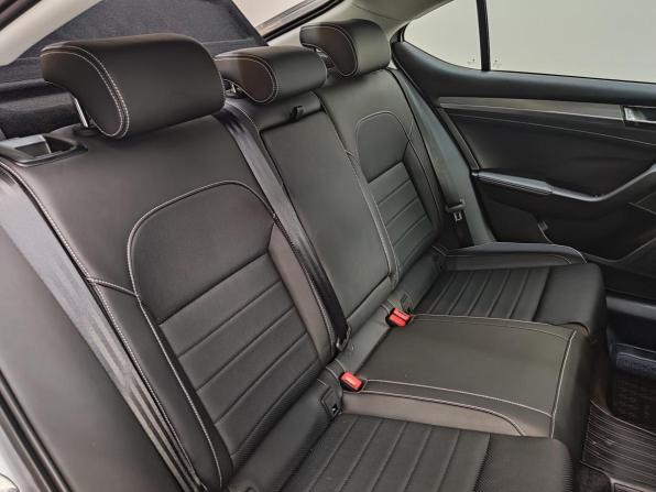 Skoda Superb III Рестайлинг с пробегом 2024 года, цена 3 000 000 рублей, 8465 км, лифтбек, Автокод Объявления