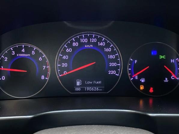 Hyundai Santa Fe II Рестайлинг с пробегом 2011 года, цена 1 199 000 рублей, 189500 км, внедорожник, Автокод Объявления