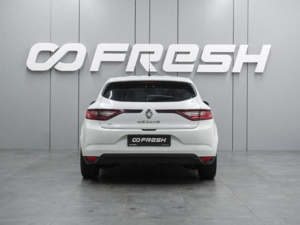 Renault Megane IV с пробегом 2017 года, цена 1 339 000 рублей, 237961 км, хэтчбек, Автокод Объявления