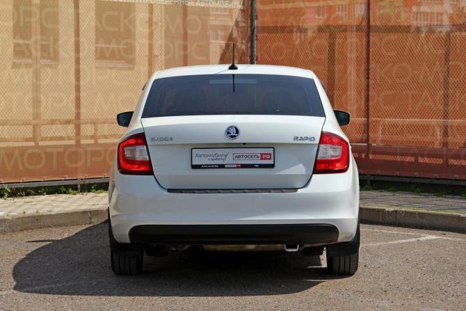 Skoda Rapid I Рестайлинг с пробегом 2018 года, цена 1 142 000 рублей, 148567 км, лифтбек, Автокод Объявления