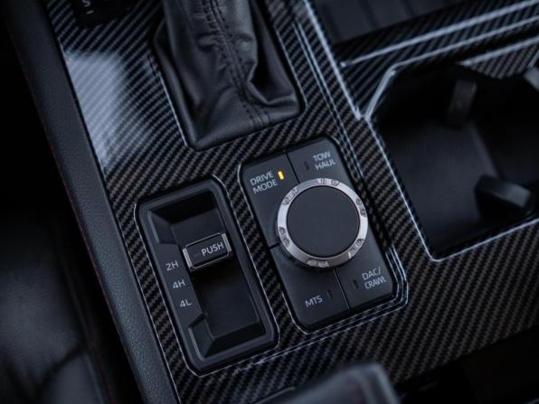 Toyota Tundra III с пробегом 2023 года, цена 8 999 000 рублей, 82274 км, offers.body_type.unknown, Автокод Объявления
