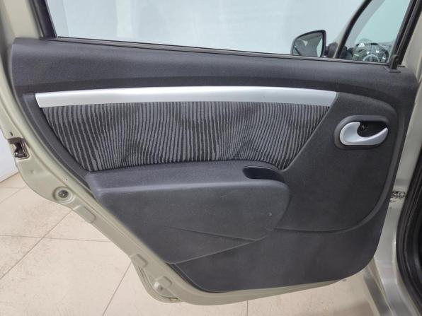 Renault Logan I Рестайлинг с пробегом 2012 года, цена 420 000 рублей, 206698 км, седан, Автокод Объявления