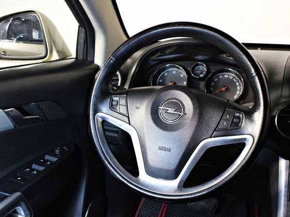 Opel Antara I Рестайлинг с пробегом 2012 года, цена 1 057 000 рублей, 213959 км, внедорожник, Автокод Объявления