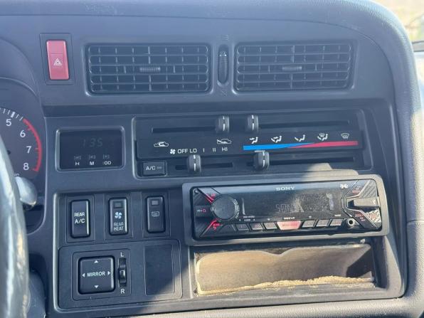 Toyota HiAce H100 с пробегом 2003 года, цена 1 250 000 рублей, 235445 км, минивэн, Автокод Объявления