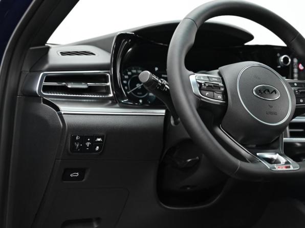 Kia K5 III с пробегом 2020 года, цена 2 449 000 рублей, 131000 км, седан, Автокод Объявления