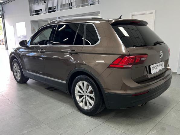 Volkswagen Tiguan II с пробегом 2017 года, цена 1 890 000 рублей, 176000 км, внедорожник, Автокод Объявления