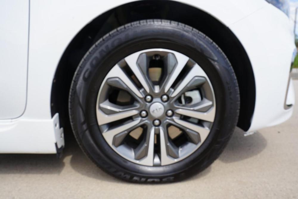 Kia Carnival III Крым  - изображение 31