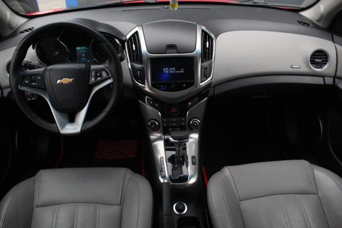 Chevrolet Cruze I Рестайлинг с пробегом 2013 года, цена 850 000 рублей, 131133 км, седан, Автокод Объявления