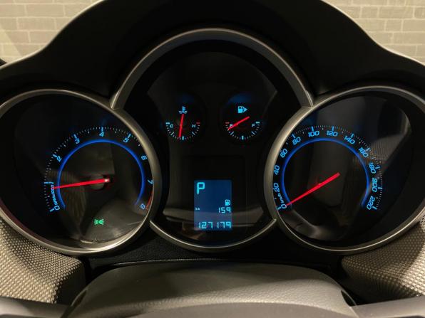 Chevrolet Cruze I Рестайлинг с пробегом 2014 года, цена 1 000 000 рублей, 127195 км, хэтчбек, Автокод Объявления