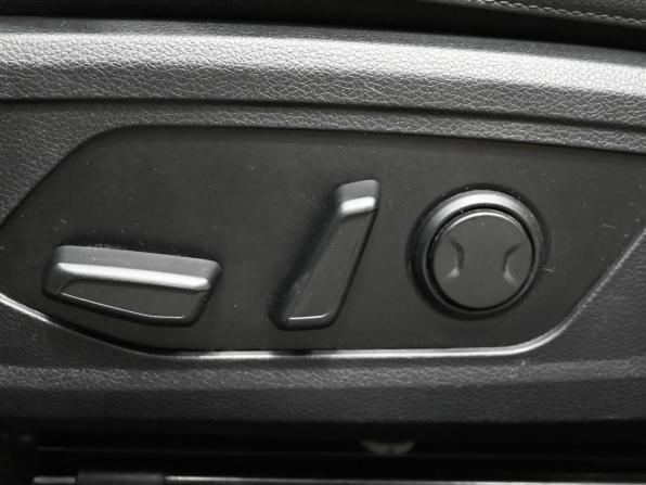 Kia K5 III с пробегом 2021 года, цена 2 560 000 рублей, 71836 км, седан, Автокод Объявления