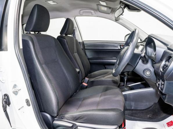 Toyota Corolla XI (E160 E170 E180) Рестайлинг 1 с пробегом 2017 года, цена 1 320 000 рублей, 137132 км, универсал, Автокод Объявления