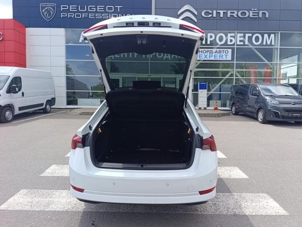 Skoda Octavia IV (A8) с пробегом 2021 года, цена 2 070 000 рублей, 127400 км, лифтбек, Автокод Объявления