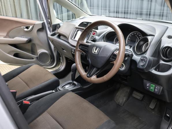 Honda Fit Shuttle I с пробегом 2012 года, цена 849 000 рублей, 222294 км, универсал, Автокод Объявления