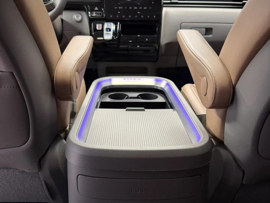 Hyundai Staria I Москва  - изображение 22