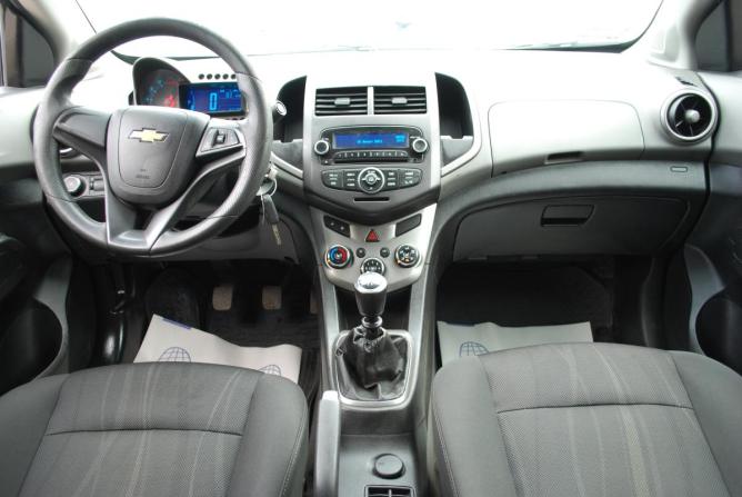 Chevrolet Aveo II с пробегом 2015 года, цена 665 000 рублей, 98000 км, седан, Автокод Объявления
