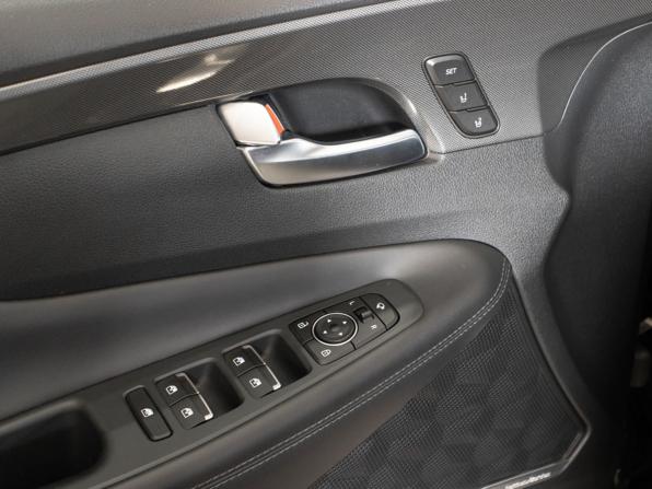 Hyundai Santa Fe IV Рестайлинг с пробегом 2022 года, цена 3 652 400 рублей, 95000 км, внедорожник, Автокод Объявления