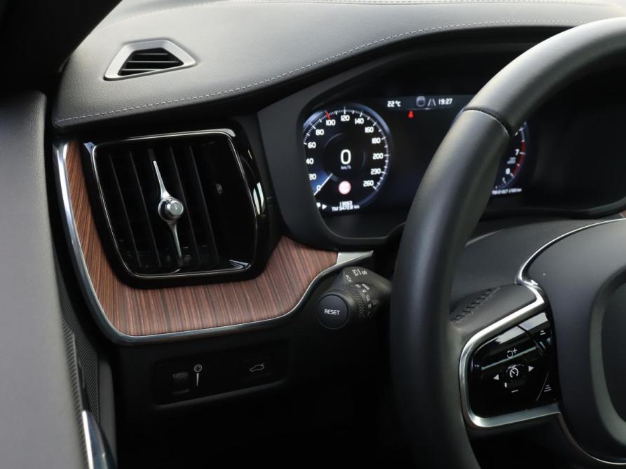Volvo XC60 II Москва  - изображение 21