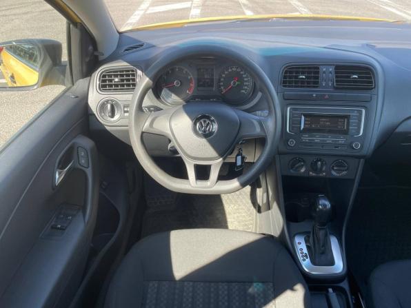 Volkswagen Polo V Рестайлинг с пробегом 2019 года, цена 1 149 000 рублей, 107000 км, седан, Автокод Объявления