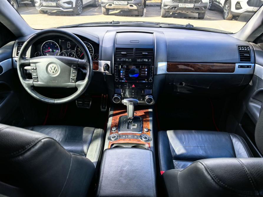 Volkswagen Touareg I Рестайлинг Мурманск  - изображение 9